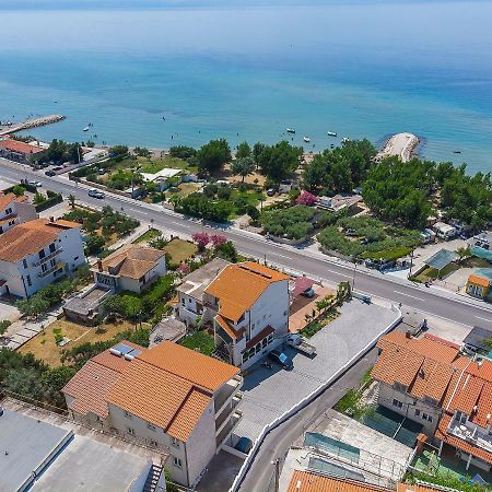 Apartments Villa Aquamarine Дуче Экстерьер фото