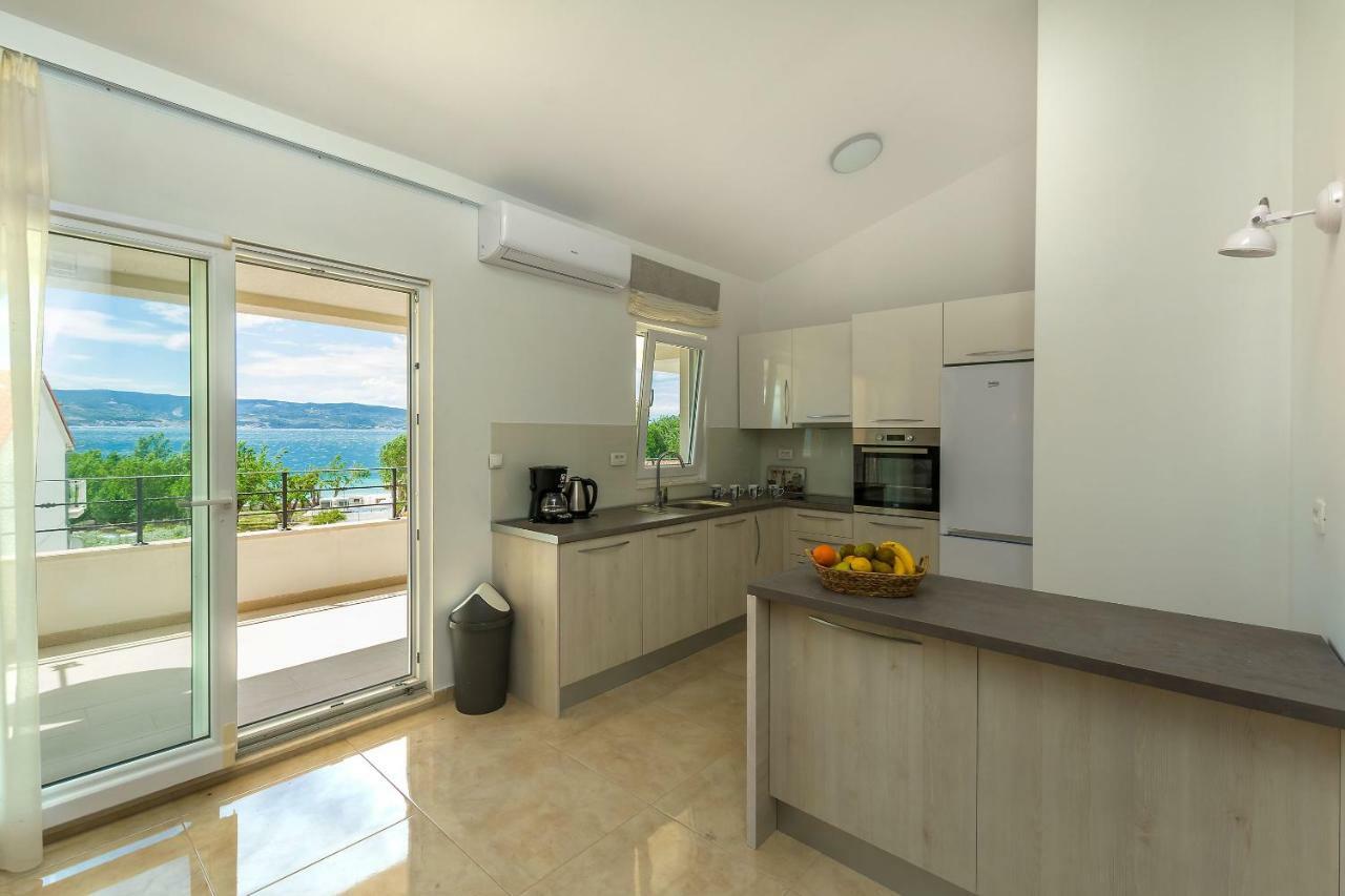 Apartments Villa Aquamarine Дуче Экстерьер фото