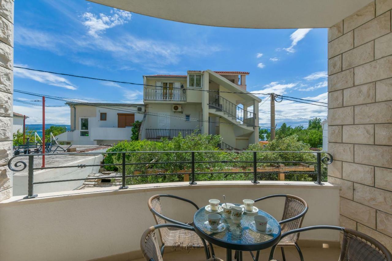 Apartments Villa Aquamarine Дуче Экстерьер фото